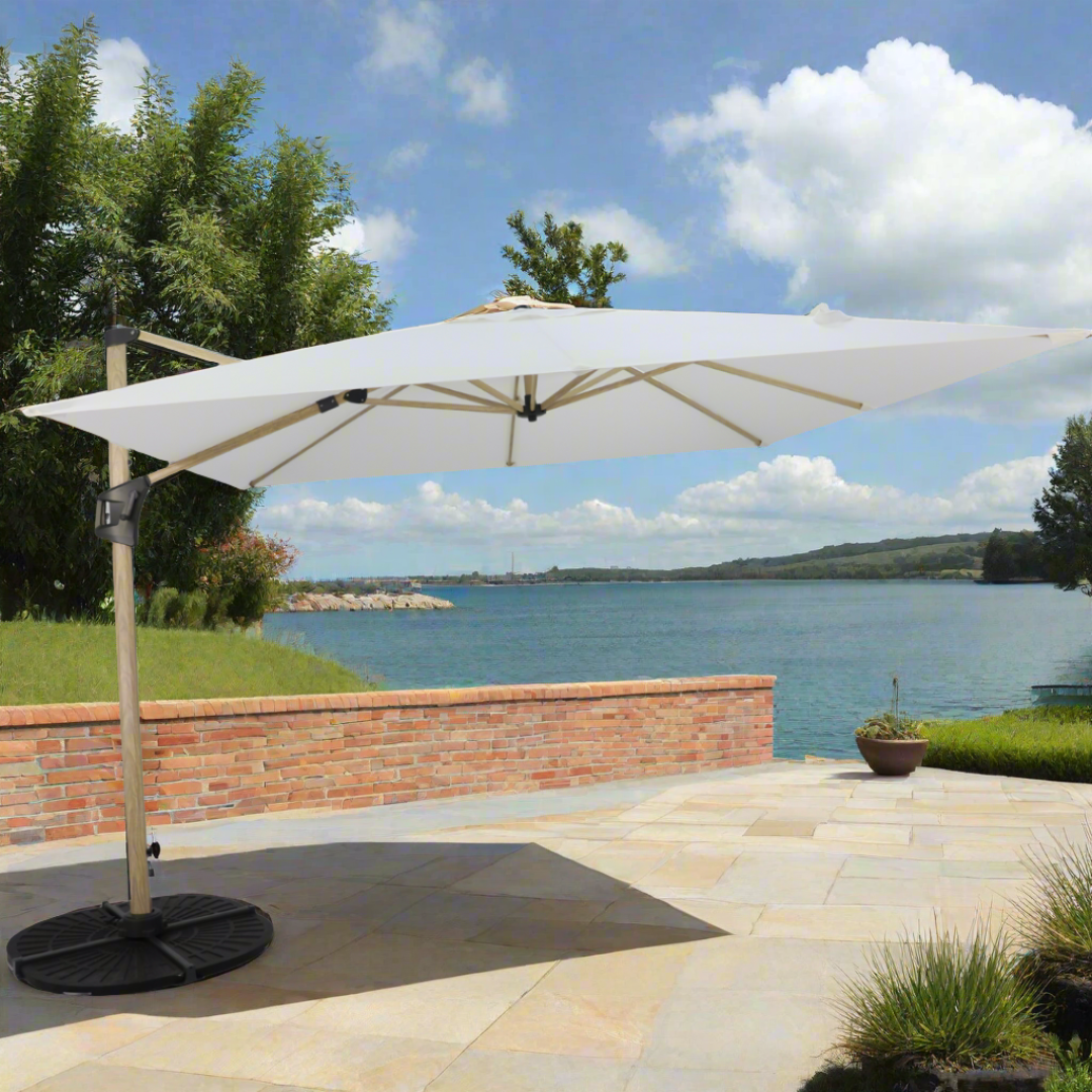 Choosing the Right Outdoor Patio Umbrella for Style, Shade and Durability