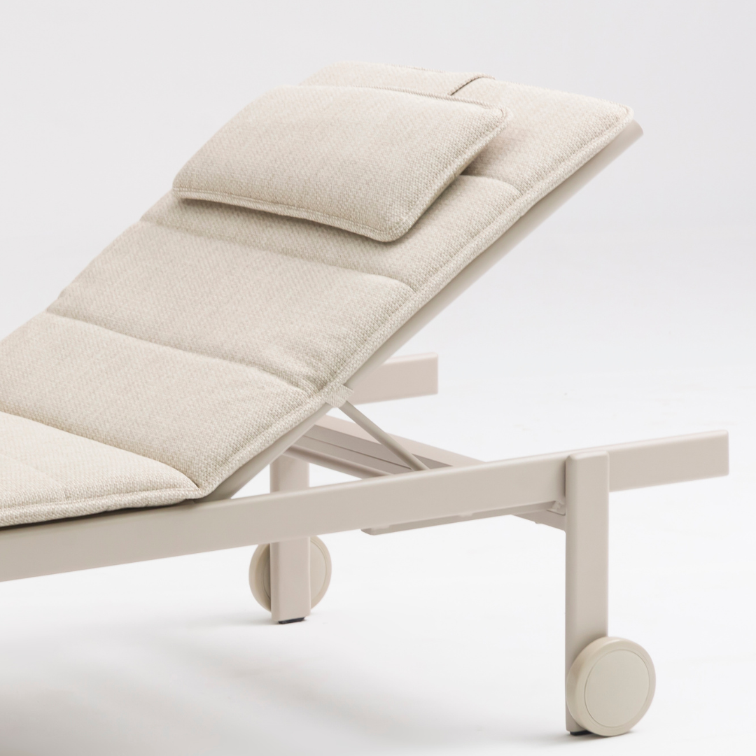 Twoo Sun Lounger - Mocha | PREORDER FEBRUARY
