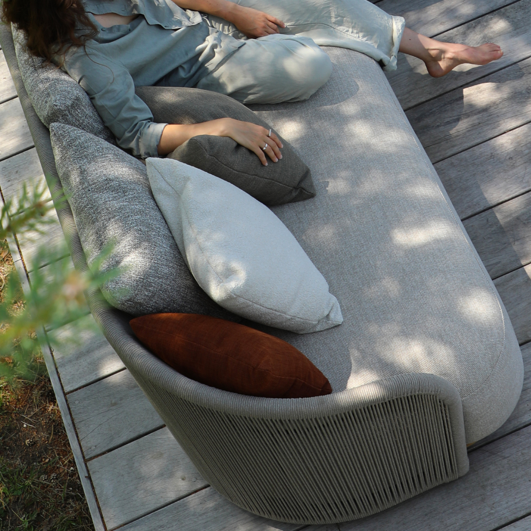 Wave Curved 4-Seater Sofa