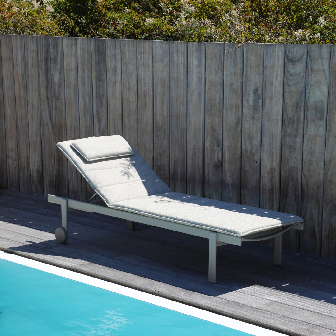 Twoo Sun Lounger - Mocha | PREORDER SEPTEMBER