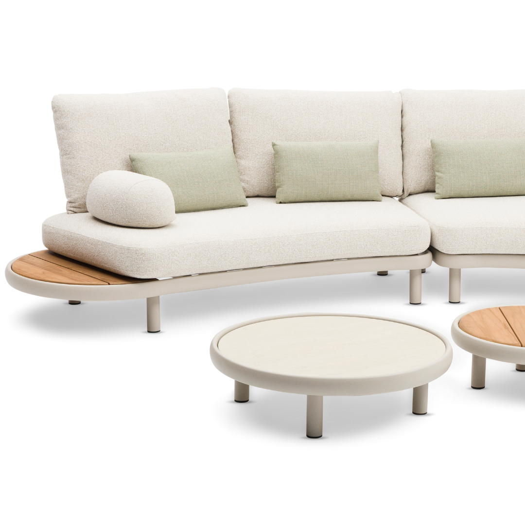 Cloud Curved 4-Seater Sofa with Armrest - Jalousie