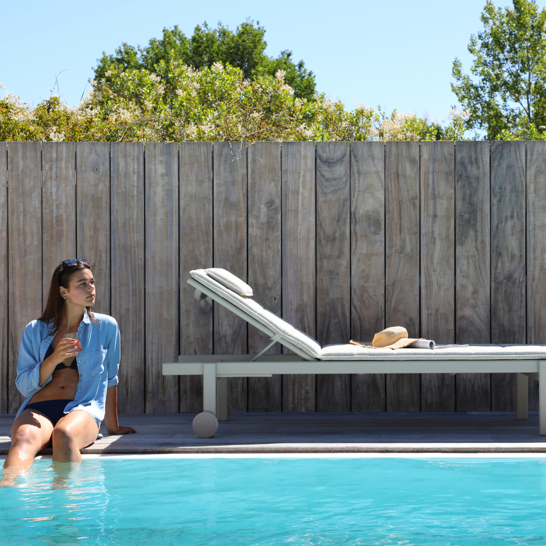Twoo Sun Lounger - Mocha | PREORDER SEPTEMBER