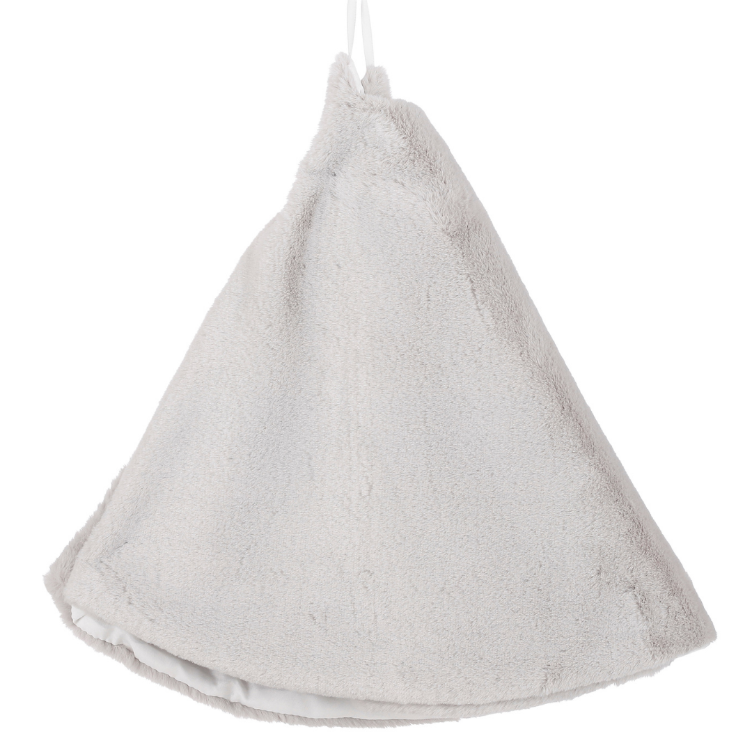 Fabric Tree Skirt by MON exteriors Christmas Tree skirt MØN exteriors