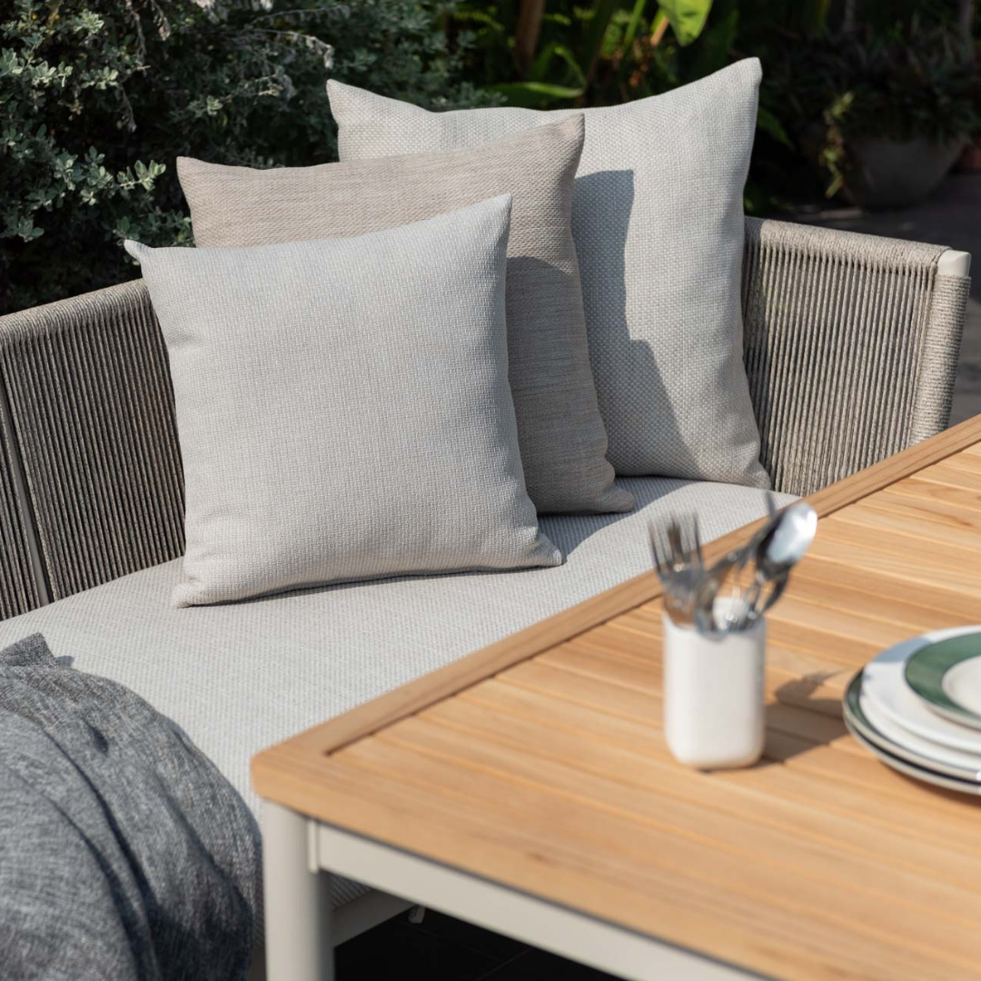 Topaz Casual Outdoor Dining Set