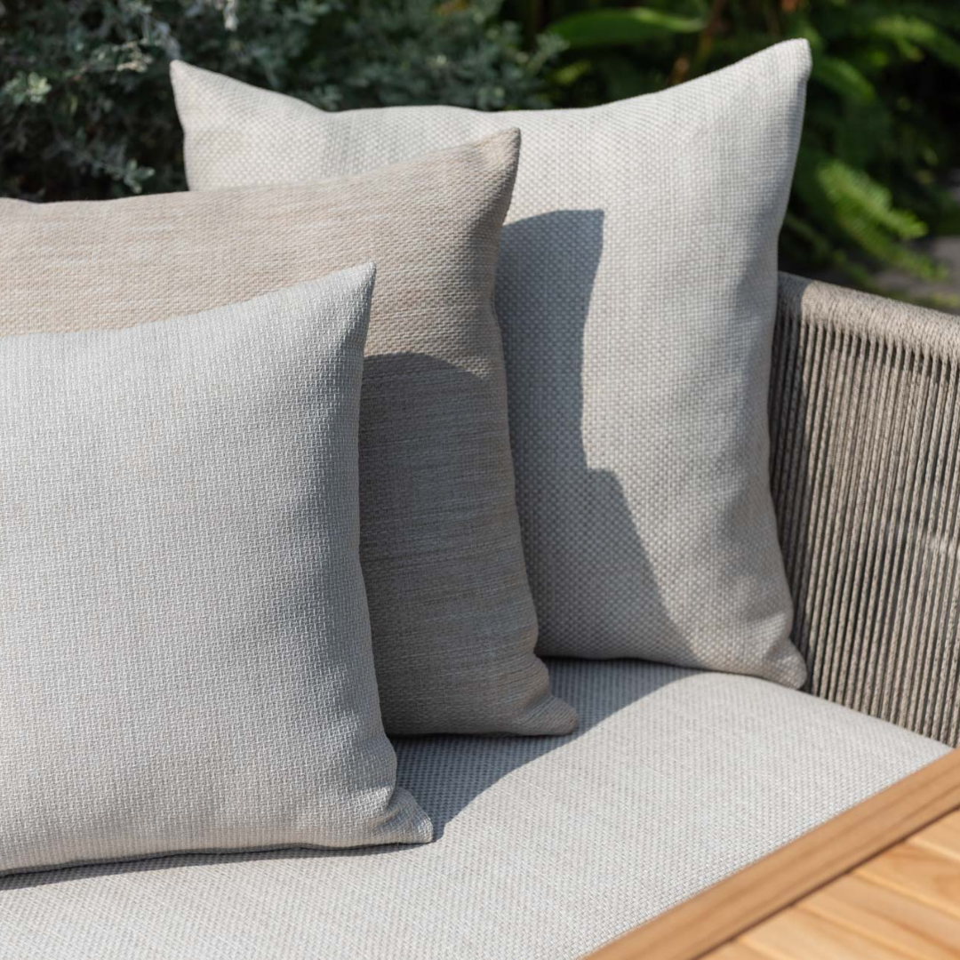 Topaz Casual Outdoor Dining Set