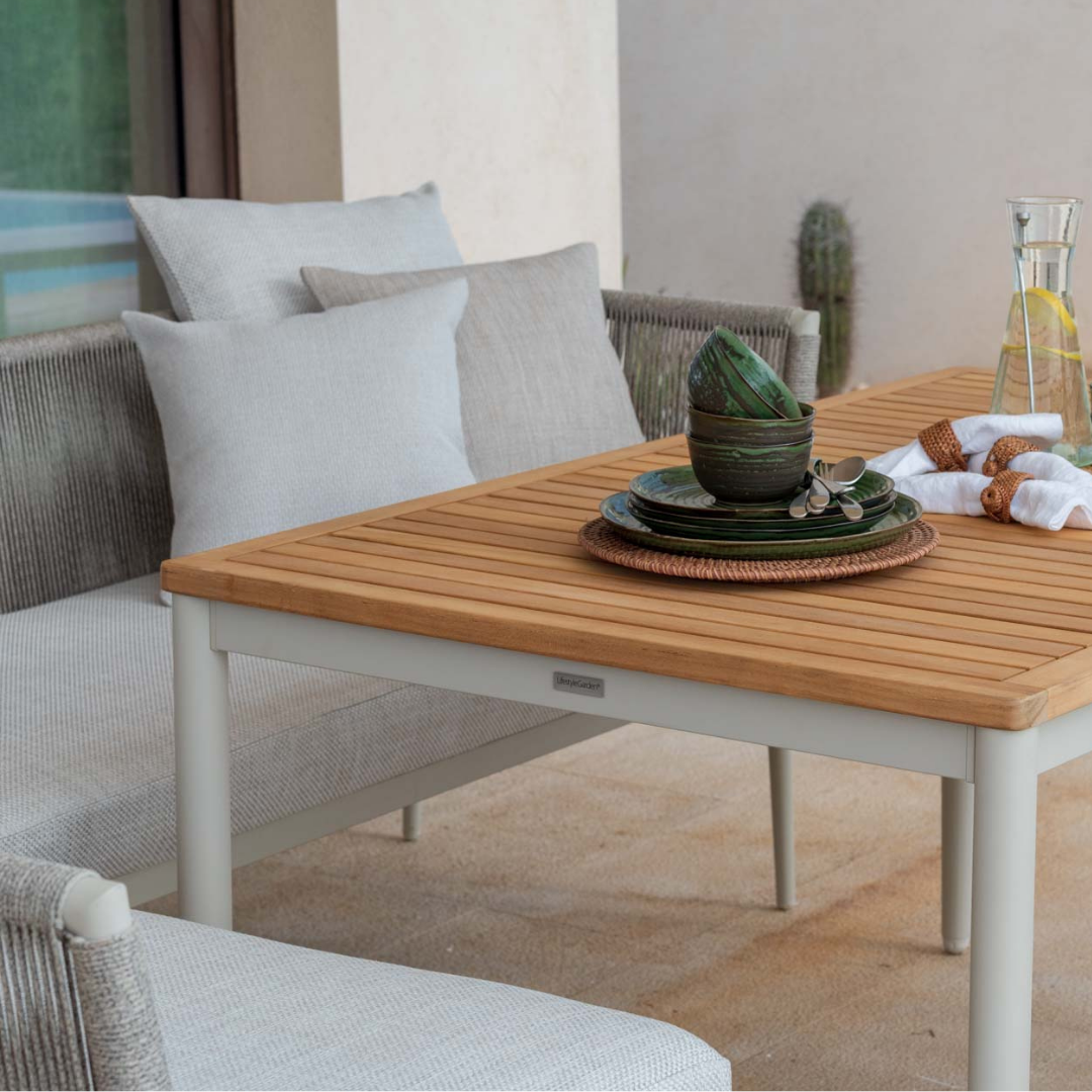 Topaz Casual Outdoor Dining Set