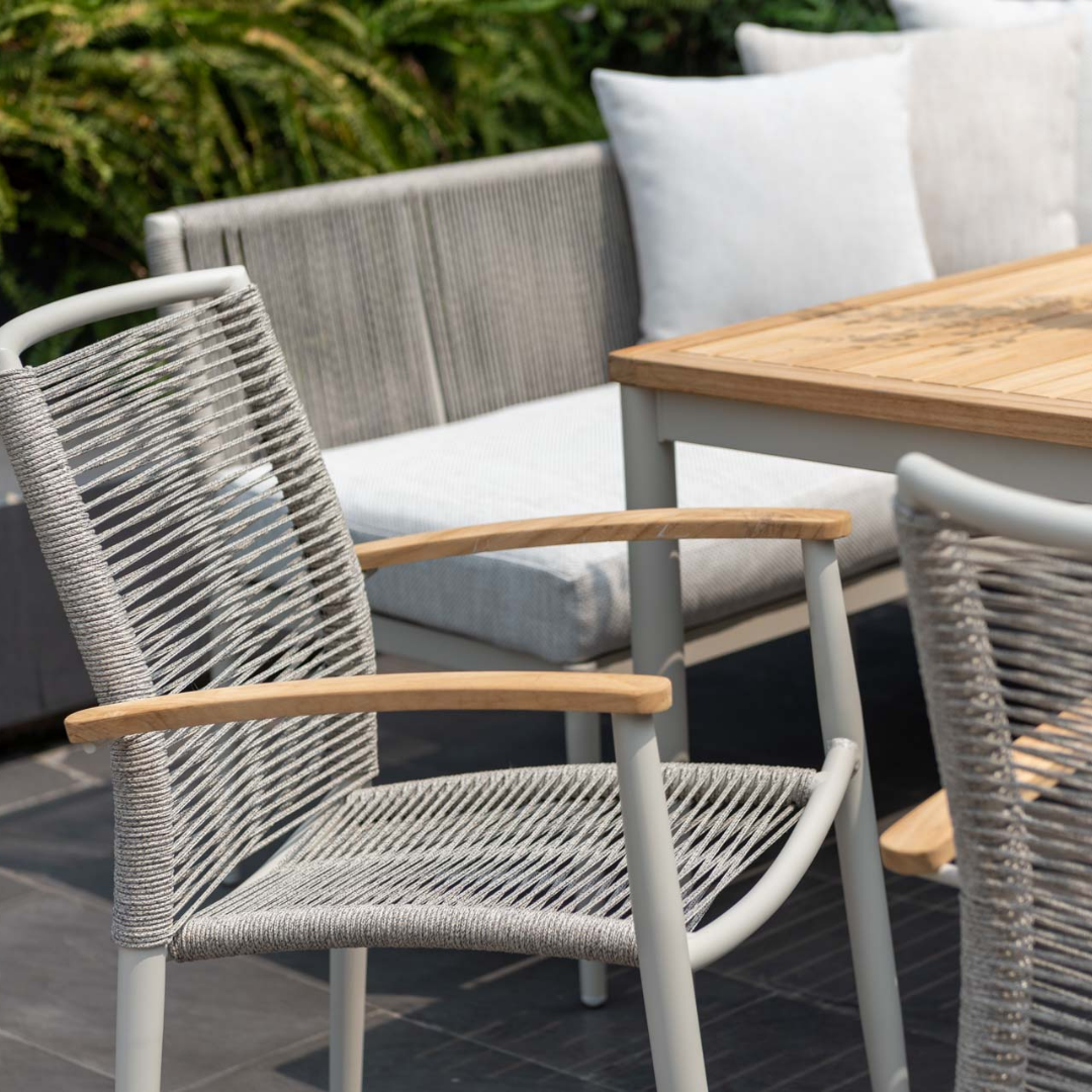 Topaz Casual Outdoor Dining Set