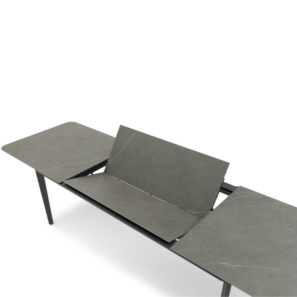 Faro Dining Table