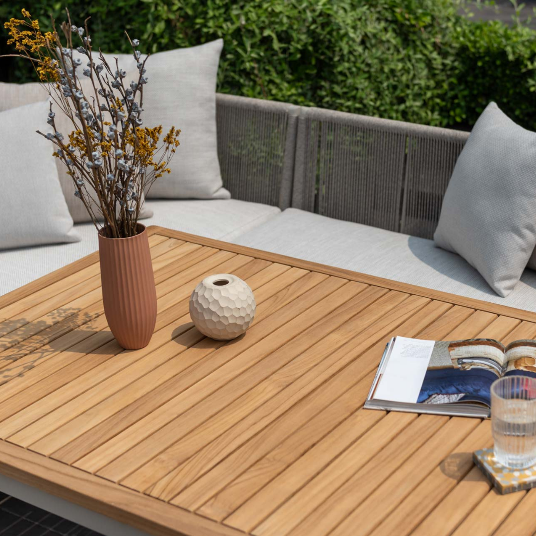 Topaz Casual Outdoor Dining Set