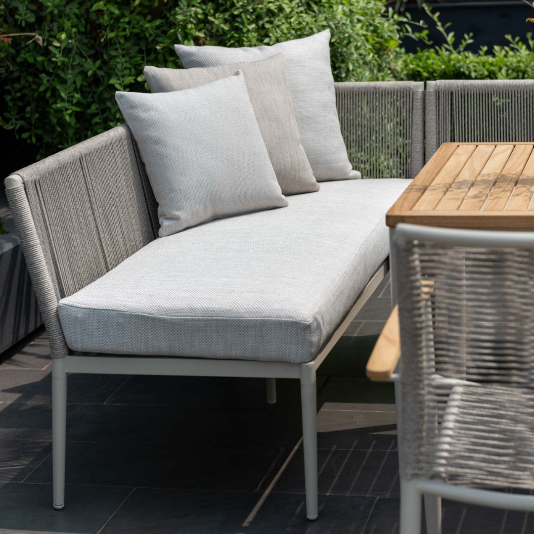 Topaz Casual Outdoor Dining Set