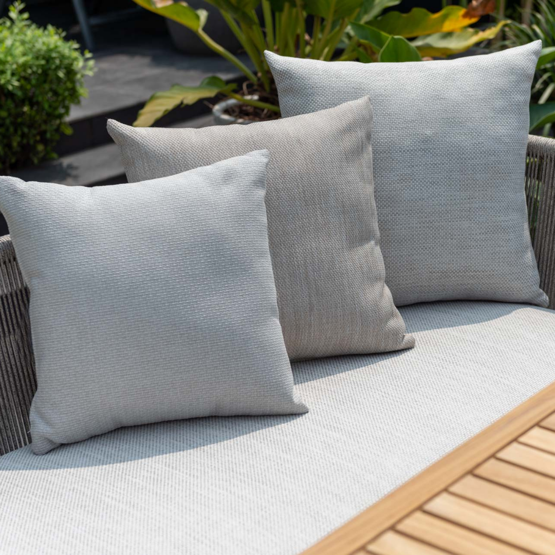 Topaz Casual Outdoor Dining Set